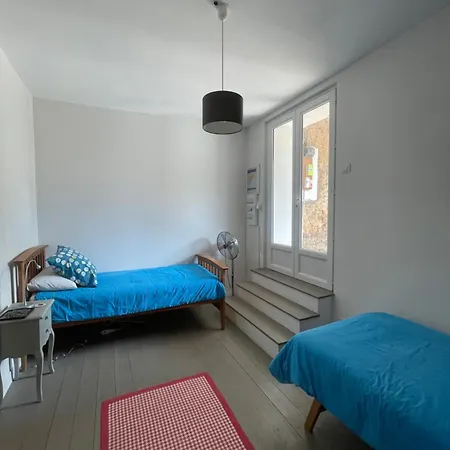 13 Rue Du Tour D'enceinte 別荘